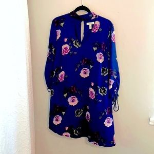 Floral Long Sleeve Dress Size: L